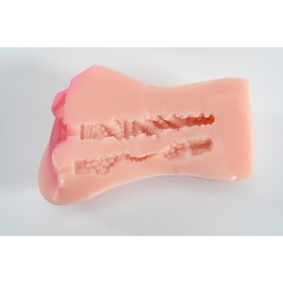 MASTURBATORE A FORMA DI VAGINA REALISTICA CON ANO PENETRABILE GINEVRA
