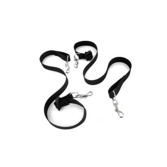 MANETTE SEXY CON CINGHIE E MOSCHETTONI