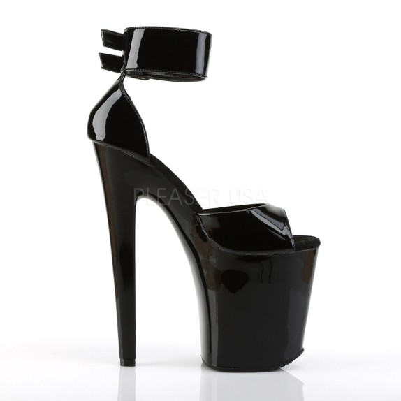 SANDALO SEXY NERO TACCO 20 IN VERNICE CON PLATEAU 