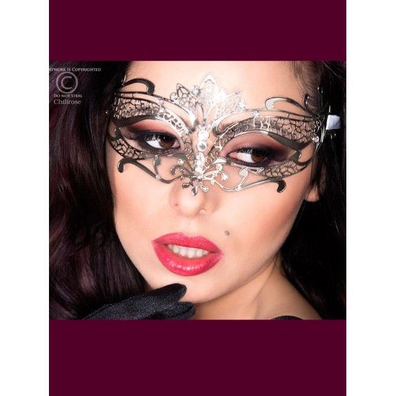 MASCHERA IN METALLO SEXY PE RDONNA COLOR ARGENTO