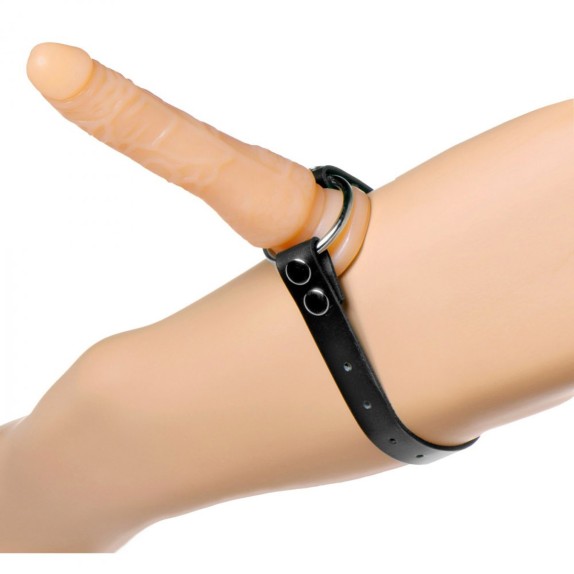 HARNESS IN PELLE PER DILDO CON ANELLO IN METALLO
