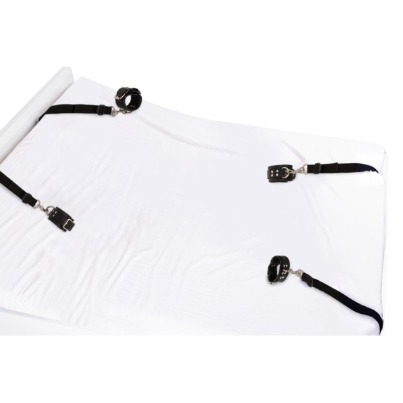 SET COSTRITTIVO DA LETTO PER GIOCHI DI COPPIA IN PELLE E TESSUTO ZADO