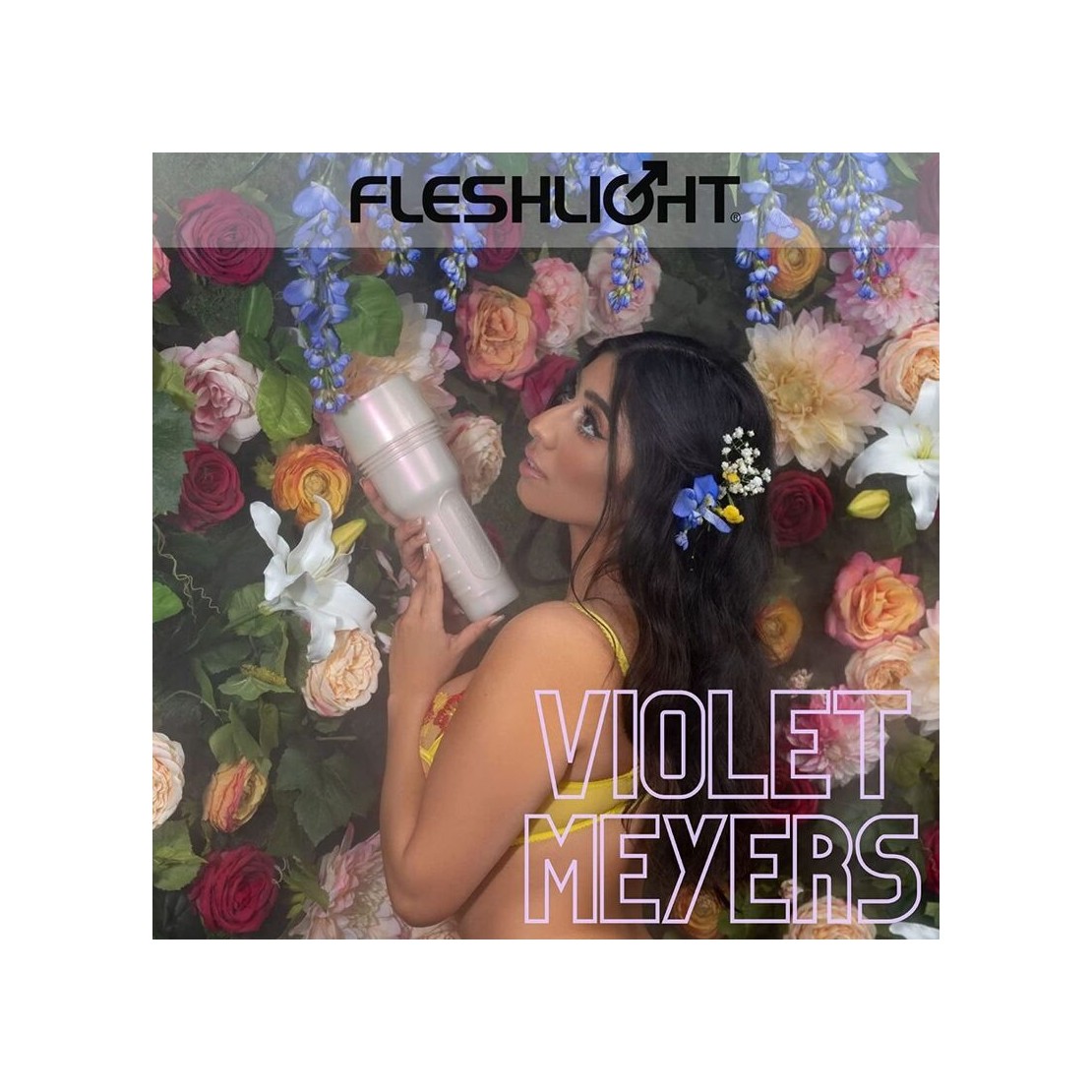 VIOLET MYERS FLESHLIGHT MASTURBATORE VAGINA PER...