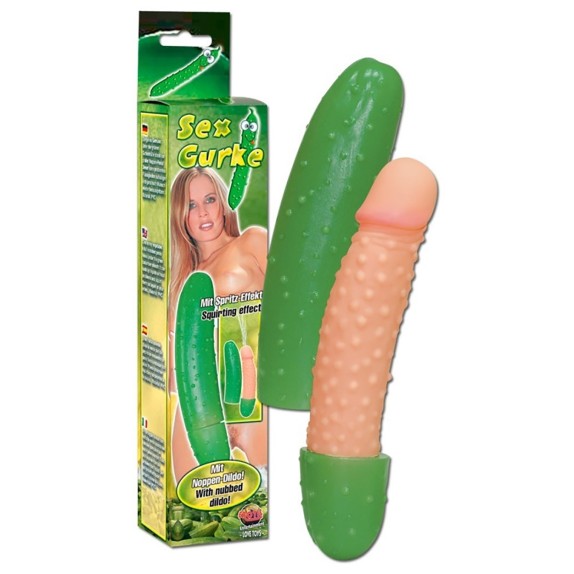 CETRIOLO SEXY CON PENE ARTICOLO SCHERZOSO