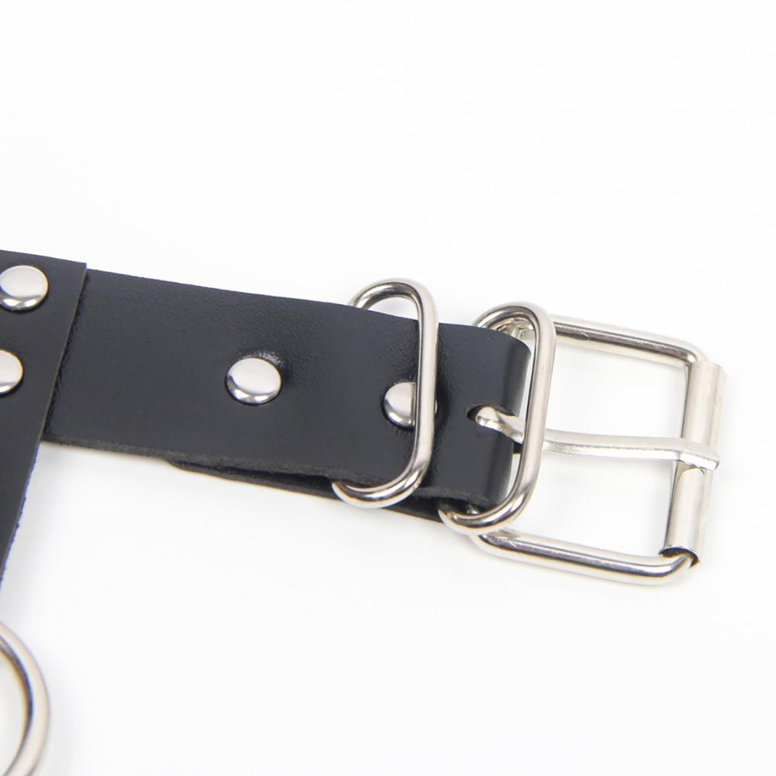REGGISENO HARNESS CON CATENE SEXY PER DONNA IN...