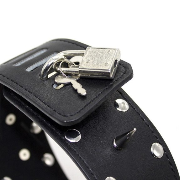 COLLARE CON BORCHIE SPIKES IN ECOPELLE CON GIUINZAGLIO E LUCCHETTO