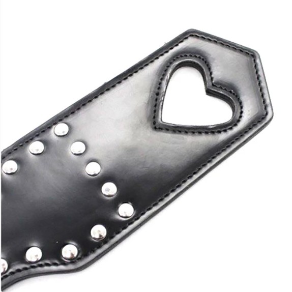 PADDLE SCULACCIATORE HEART RED PER GIOCHI DI COPPIA SADOMASO