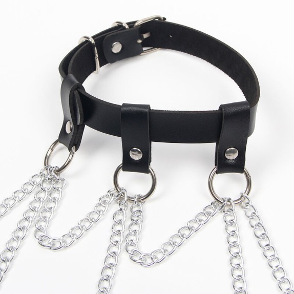 SET HARNESS COMPLETO 2 PEZZI CON CATENE METALLICHE E STELLE IN PELLE