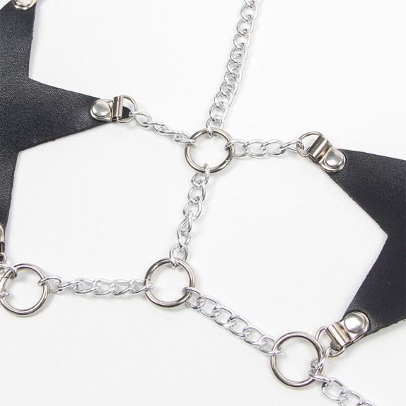 SET HARNESS COMPLETO 2 PEZZI CON CATENE METALLICHE E STELLE IN PELLE